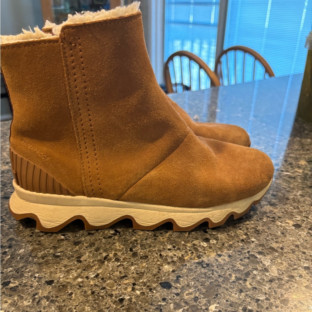 Sorel kinetic winter boot
